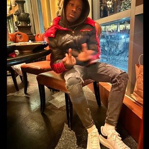 Meet your Posher, Cameron